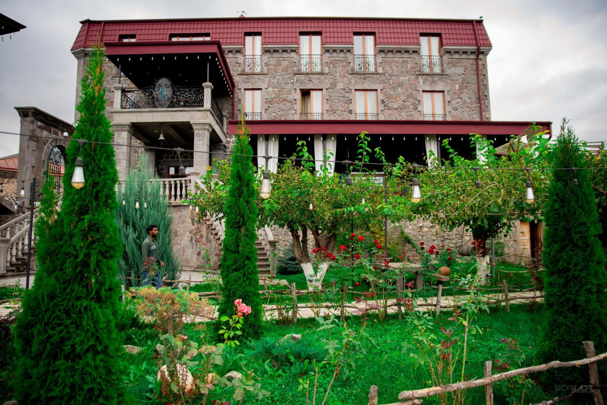 Khoreayi Dzor Goris Exterior photo